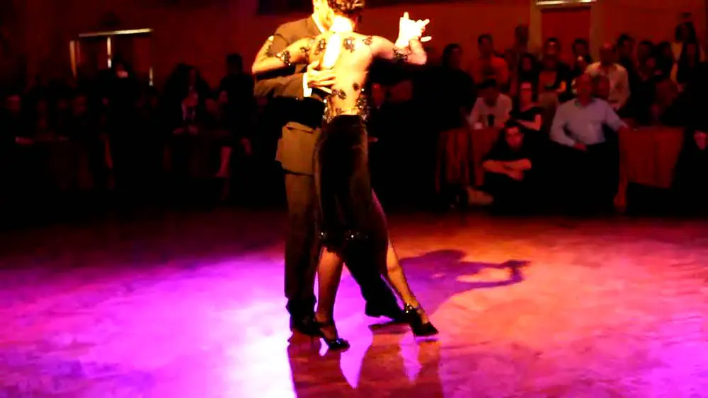 Video thumbnail for Cecilia Capello y Diego Amorin dance tango at Salon Canning 14 August 2010