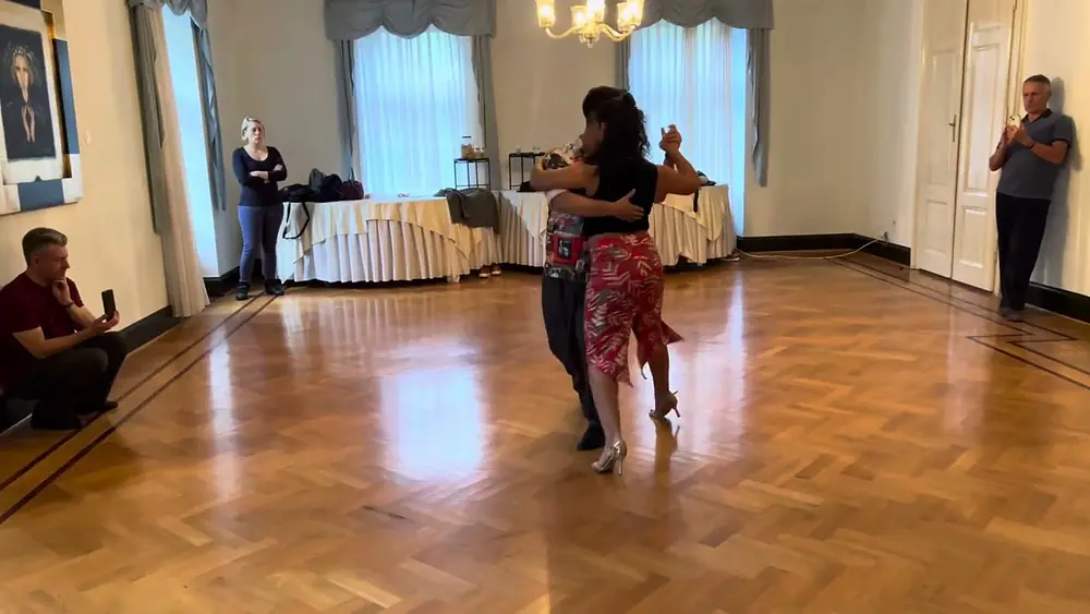 Video thumbnail for Edwin Espinosa y Alexa Yepes tango lesson in time for tango festival