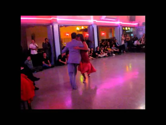 Video thumbnail for Los Totis en ZUM! 4-4 Christian Marquez y Virginia Gomez