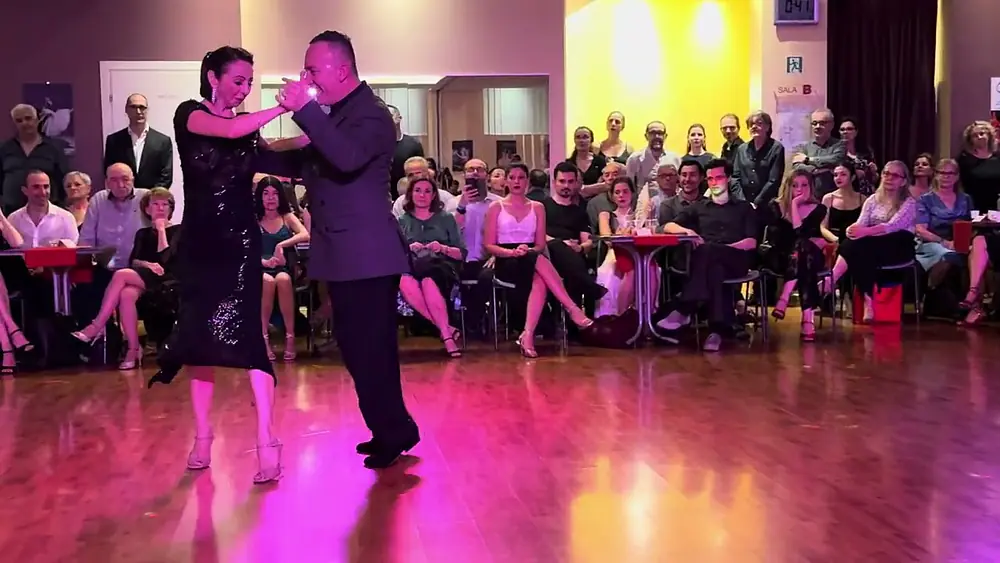 Video thumbnail for Lara Carminati Marco Palladino Bologna 06/04/2024 (3/4)
