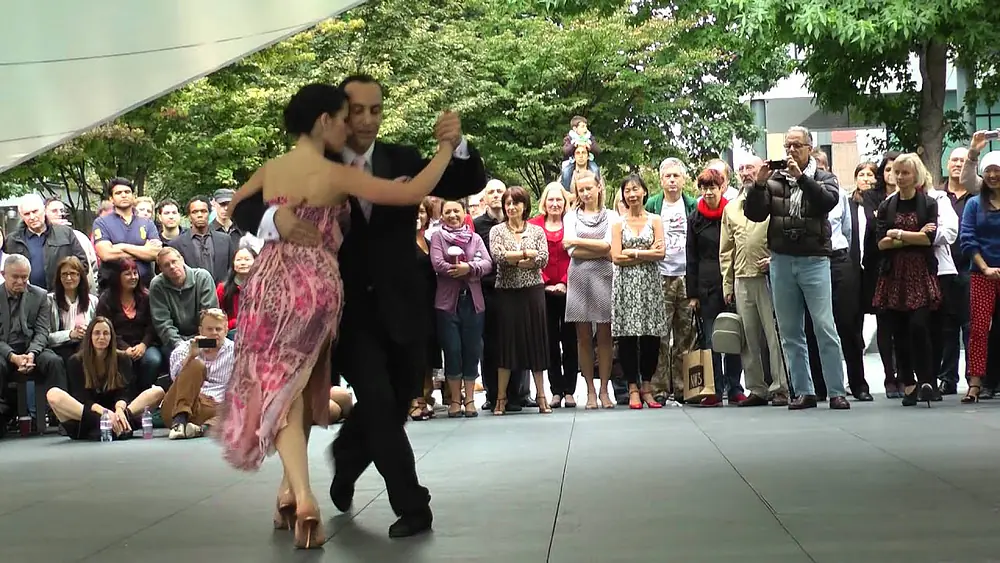 Video thumbnail for Maximiliano Cristiani y Fatima Vitale @ River Tango Festival 2012, London 2/2