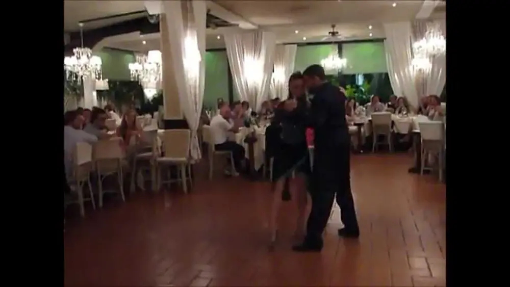 Video thumbnail for Ludovica e Matteo Antonietti esibizione Tango e Milonga