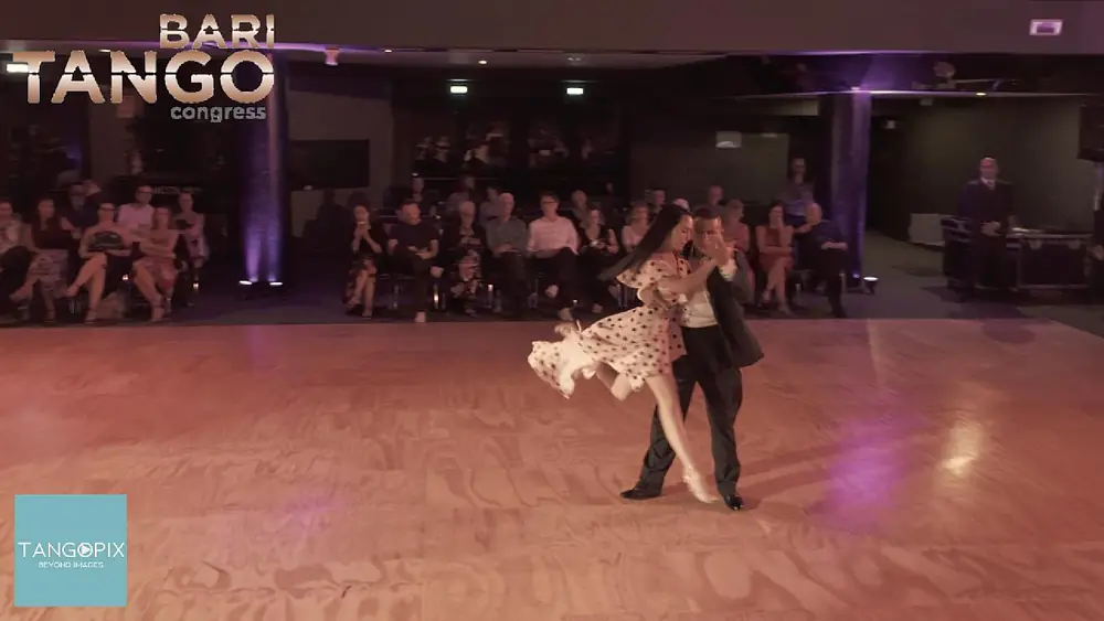 Video thumbnail for BARI TANGO CONGRESS '24 - Carlos Estigarribia & Marina alcalde dance Ariel Ardit - La Mendiga