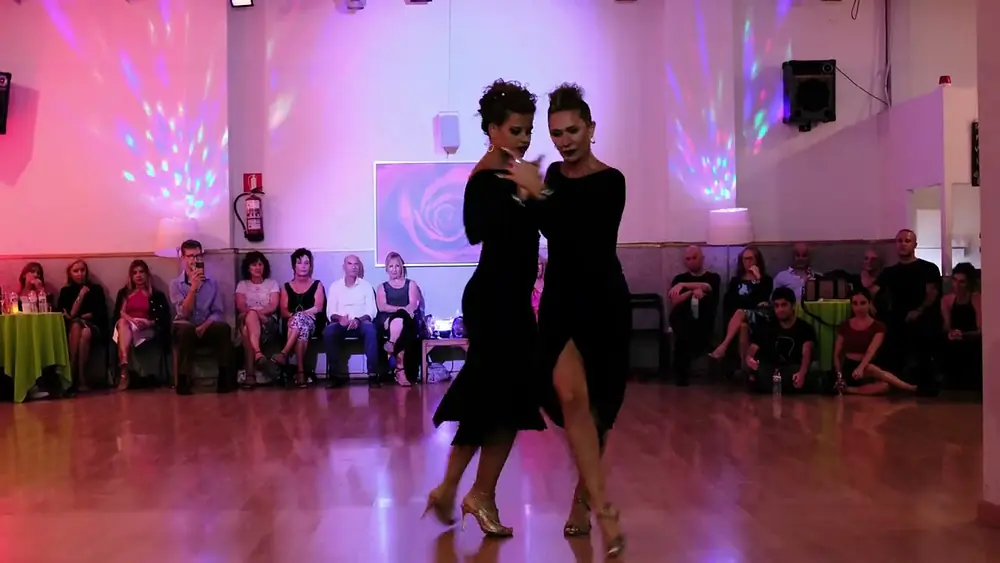 Video thumbnail for Liliana Chenlo Tango i Agostina Tarchini Setembre 2024 Por Ese Palpitar Milonga