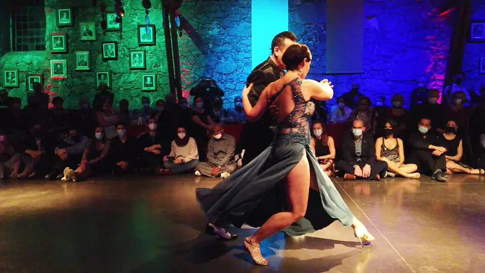Video thumbnail for Mariano ''Chicho'' Frumboli & Juana Sepulveda dance on Carlos Di Sarli's Indio Manso