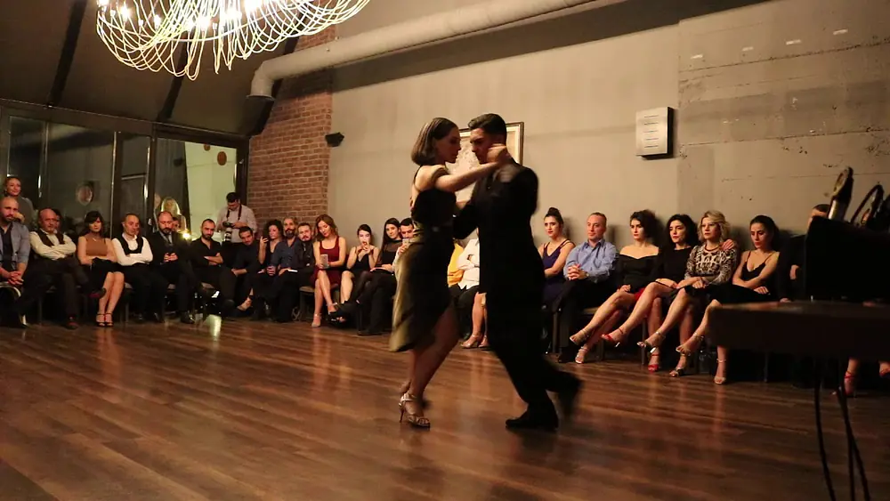 Video thumbnail for Batuhan Boy & Nida İnceoğlu - Julie