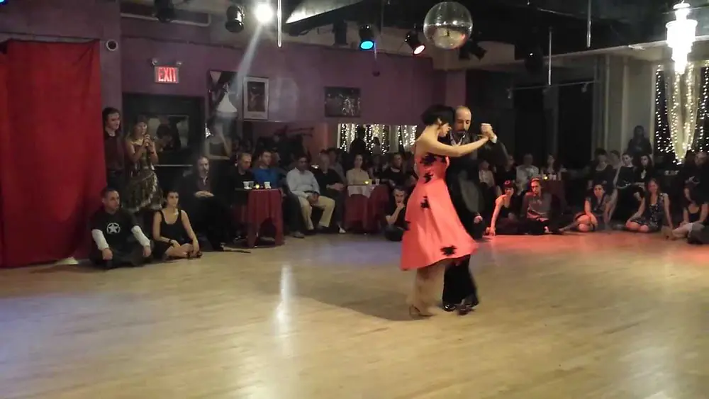 Video thumbnail for Argentine Tango:Analía Vega & Marcelo Varela - Cuanta Angustia