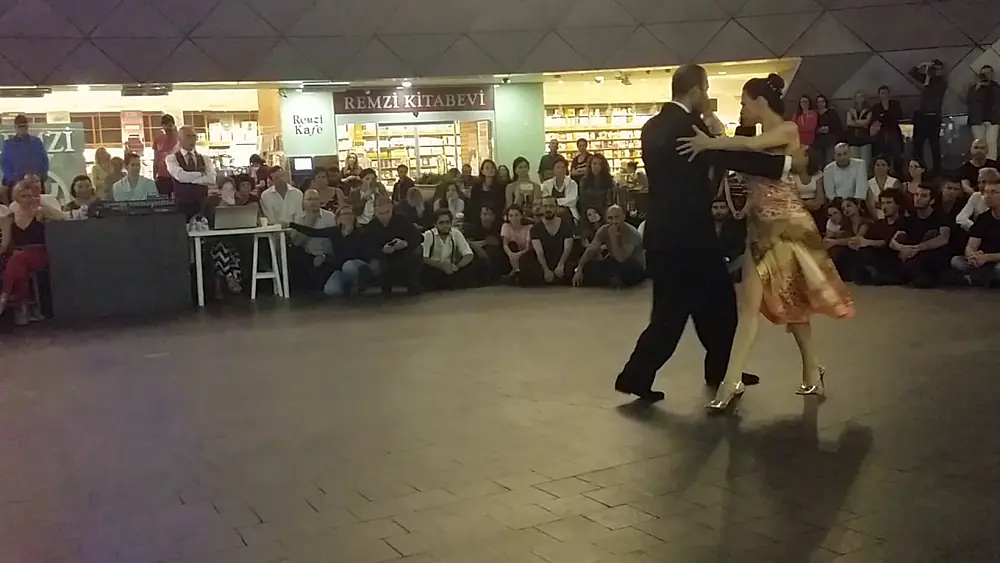 Video thumbnail for Gözde Nur Yüceer & Kadir Yüceer - 4- Kanyon Milongası