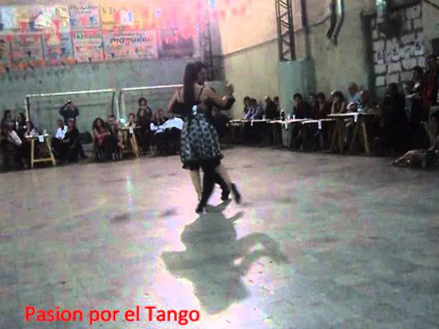 Video thumbnail for VIRGINIA GOMEZ Y CHRISTIAN MARQUEZ EN LA MILONGA DEL MORAN