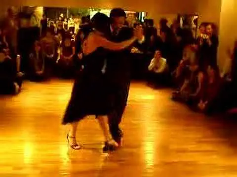 Video thumbnail for Fabian Peralta y Virginia Pandolfi en Tokio-Japon (part 3)