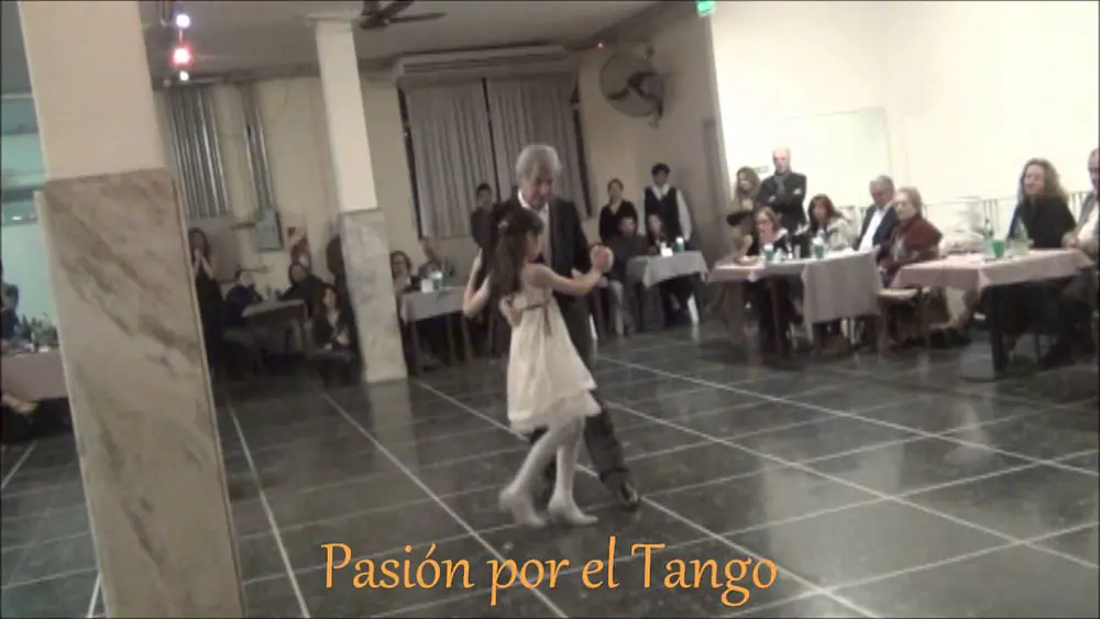 Video thumbnail for FRANCESCA SANTAPA y FRANCISCO SANTAPA Bailando el Tango TAL VEZ SERA SU VOZ en FLOREAL
