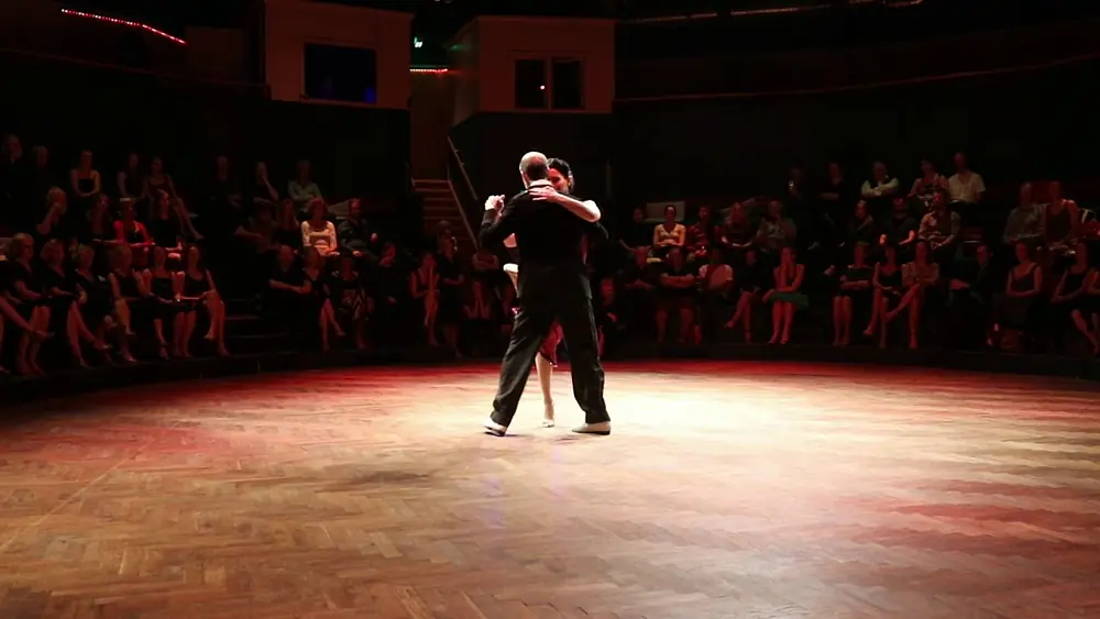 Video thumbnail for Cecilia Piccinni and Daniel Carlsson - Derecho Viejo by Juan D'Arienzo
