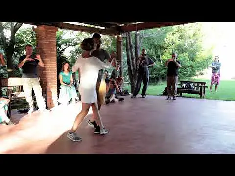 Video thumbnail for demo lezione con Bruno Tombari e Rocio Lequio al Tango Dance Camp