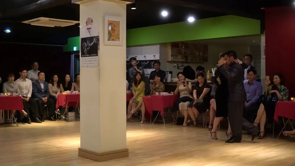 Video thumbnail for Carla Rossi & Jose Luis Salvo Master Show Milonga Performance #04 (Encore)