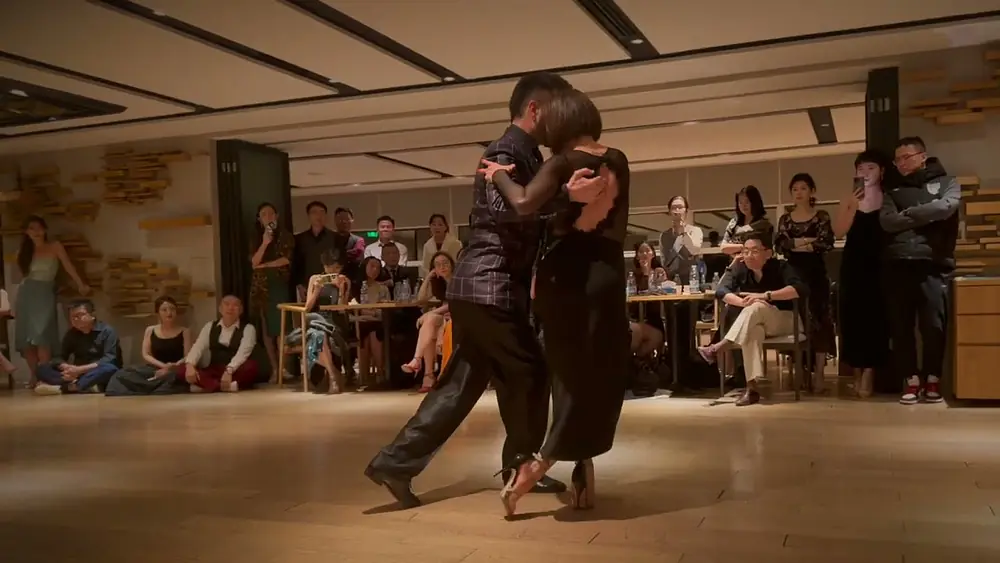 Video thumbnail for Fatima Vitale & Javier Rodriguez Beijing WS Grand Milonga on 2024/11/22 - Performance 4/4