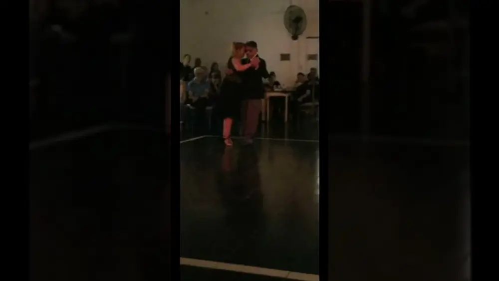 Video thumbnail for El tango baile de Tony Barrios, Silvia Fassio