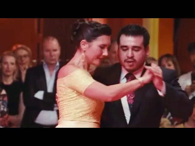 Video thumbnail for Cornelia Roy y Ariel Taritolay. Milonga del Recuerdo (D'Arienzo) Embrace Tango Festival. Berlin 2024