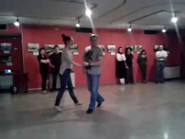 Video thumbnail for Clase de tango en Madrid con Ezequiel y María Antonieta