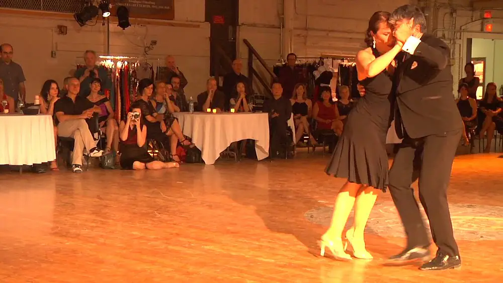 Video thumbnail for Corina de la Rosa & Julio Balmaceda - Destino de flor