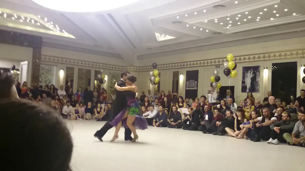 Video thumbnail for Simone Facchini & Gioia Abballe. Tenia Que Suceder - Di Sarli. Sultans Of İstanbul Tango Fest. 2017