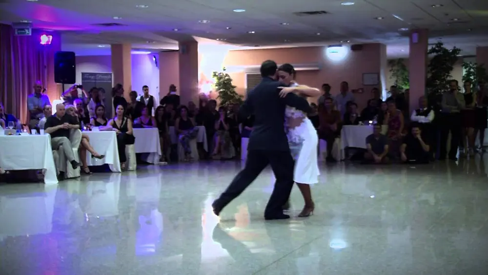 Video thumbnail for Marcela Guevara e  Stefano Giudice  5° Bari International Tango Congress 2/3