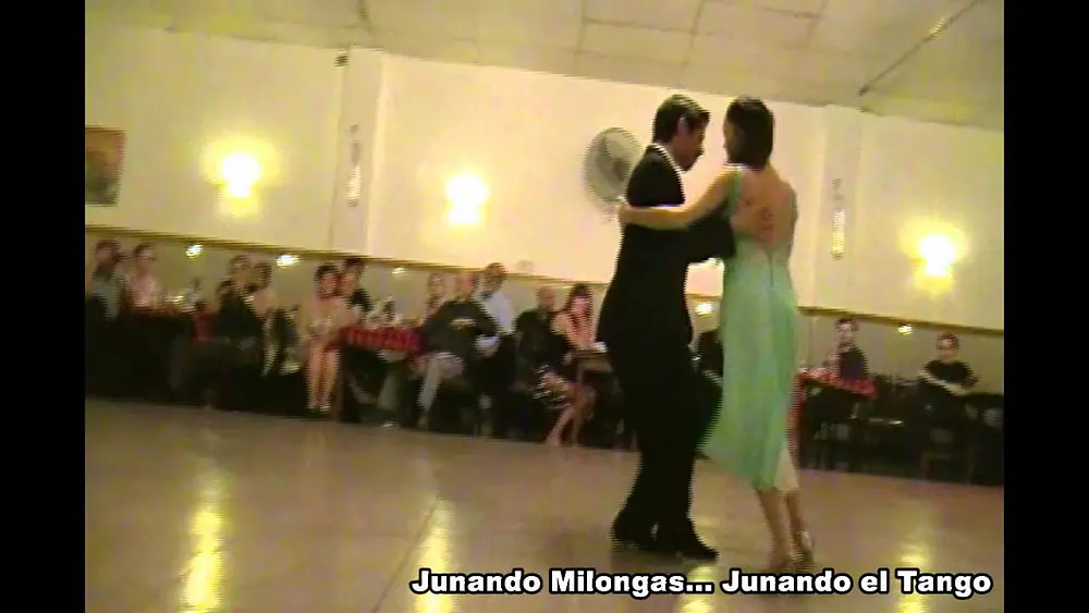 Video thumbnail for ALEJANDRO BERON Y VERONICA VAZQUEZ EN LA BALDOSA "Humillacion"