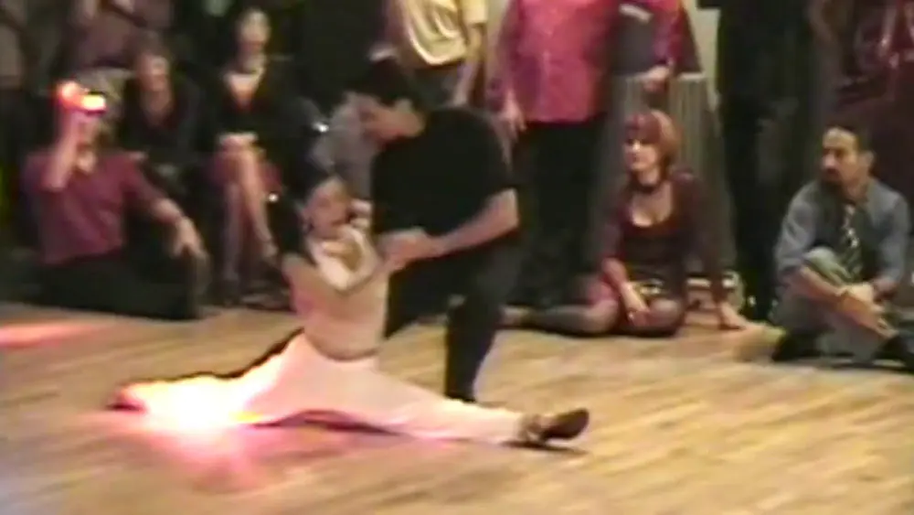 Video thumbnail for Gustavo Rosas. Tango con Paula Rubin en la Bretagne.Diciembre 2005.Francia.