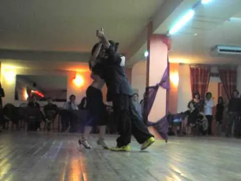Video thumbnail for Peppe Di Gennaro & Adelma Rago, tango by Edgardo Donato at the Angels Milonga