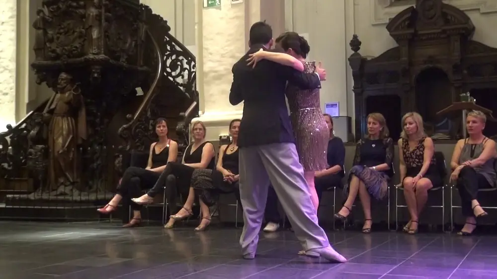 Video thumbnail for Demo 2 Sebastian Acosta & Laura D'Anna @ Milonga de Gante