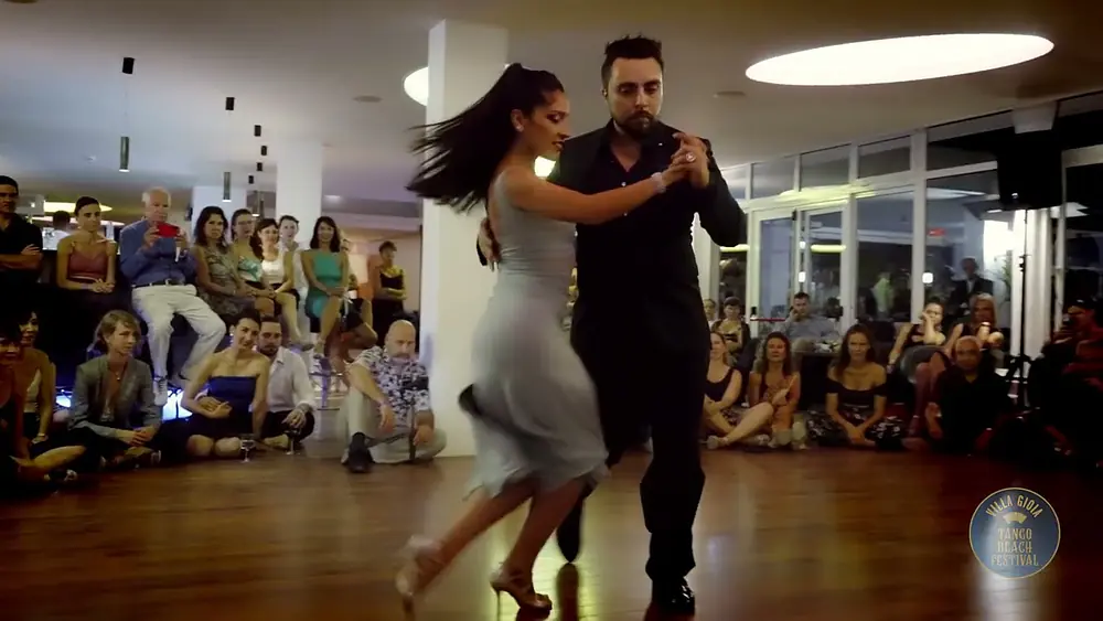 Video thumbnail for Jonathan Saavedra & Clarisa Aragón (3/6)