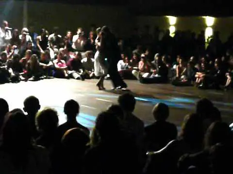 Video thumbnail for Julio Balmaceda & Agustina Berenshtein - Milonga