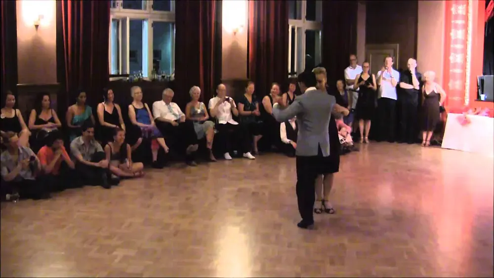 Video thumbnail for 2014 Kesäleiri - Opettajat Ivan Terrazas & Sara Grdan