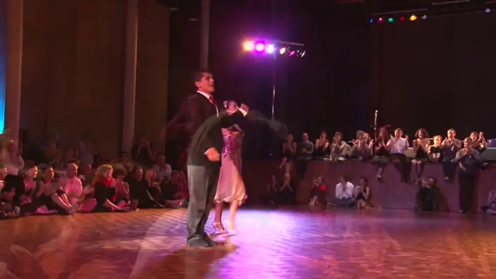 Video thumbnail for Ruben & Sabrina Veliz am OsterTango 2011 in Basel