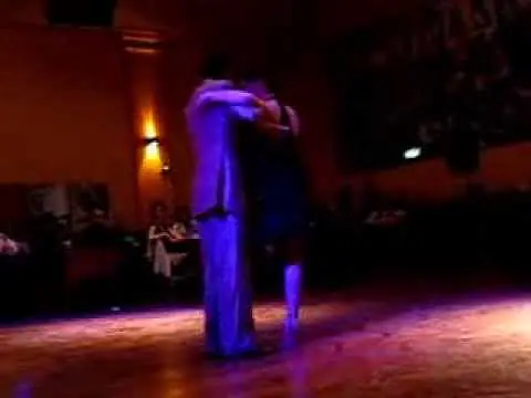 Video thumbnail for Demian Garcia y Yanina Fajar en Parakultural oct. 2012 (1/4)