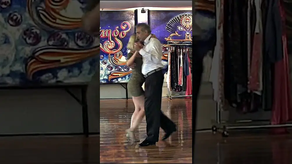 Video thumbnail for Tango baile, milongueando en escuela Cuartito azul Angela Baciu, Carlos Neuman Vert 1 1