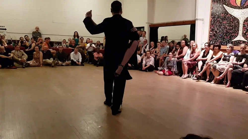 Video thumbnail for Marina Siama & Nikolas Dimitropoulos @ Che London Tango Festival 2018 2/2