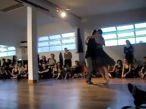 Video thumbnail for Fausto Carpino y Veronica Toumanova bailando un Vals en DNI (Buenos Aires)