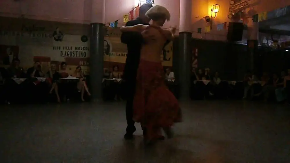 Video thumbnail for Analia Carreño y Luis Ramirez en El Motivo, 9/9/2013