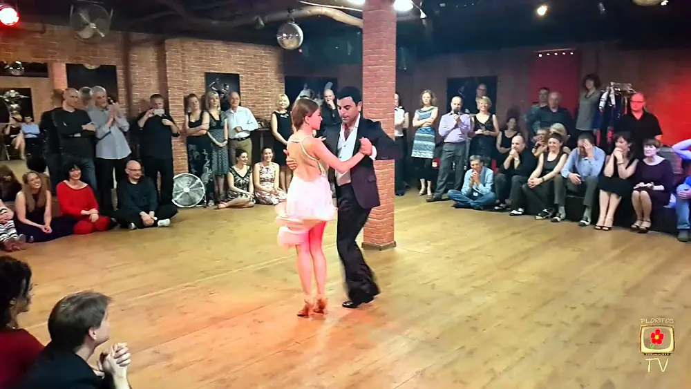 Video thumbnail for Ozgur Demir, Marina Marques - Francisco Canaro - Ernesto Fama - No Hay Terra Como La Mia 3/4