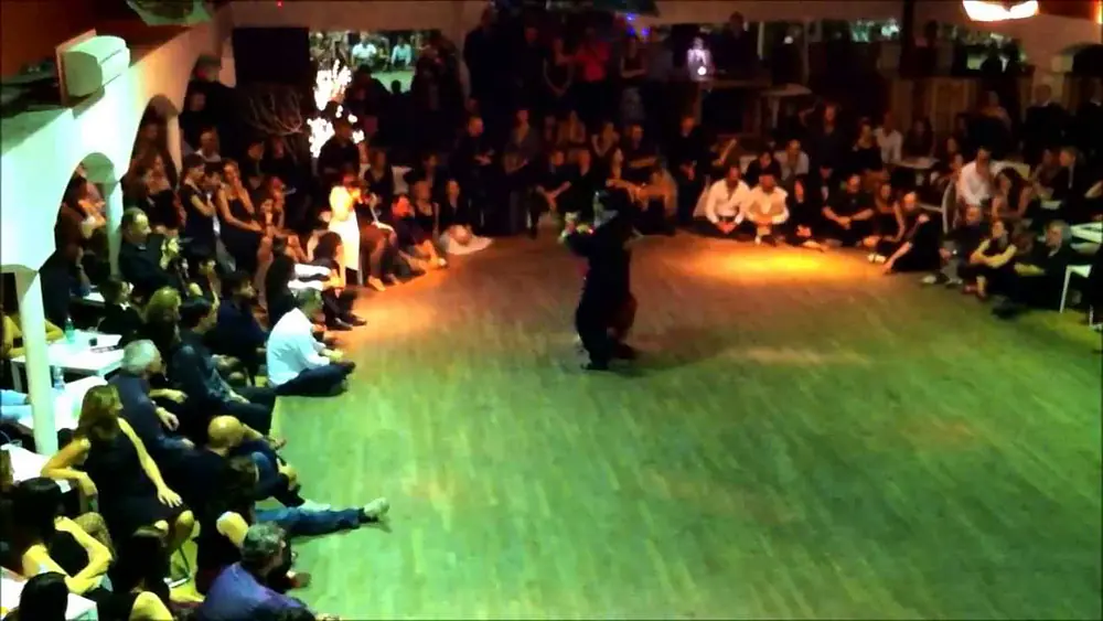 Video thumbnail for Juan Carlos Martinez y Nora Witanowsky Milonga del Barrio Roma Lo que me hablarán de vos