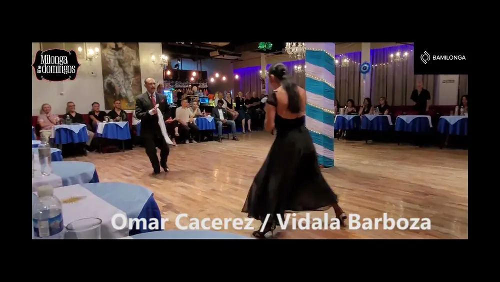 Video thumbnail for Omar Cacerez y Vidala Barboza / Milonga de los Domingos -  11/12/2022 3/4