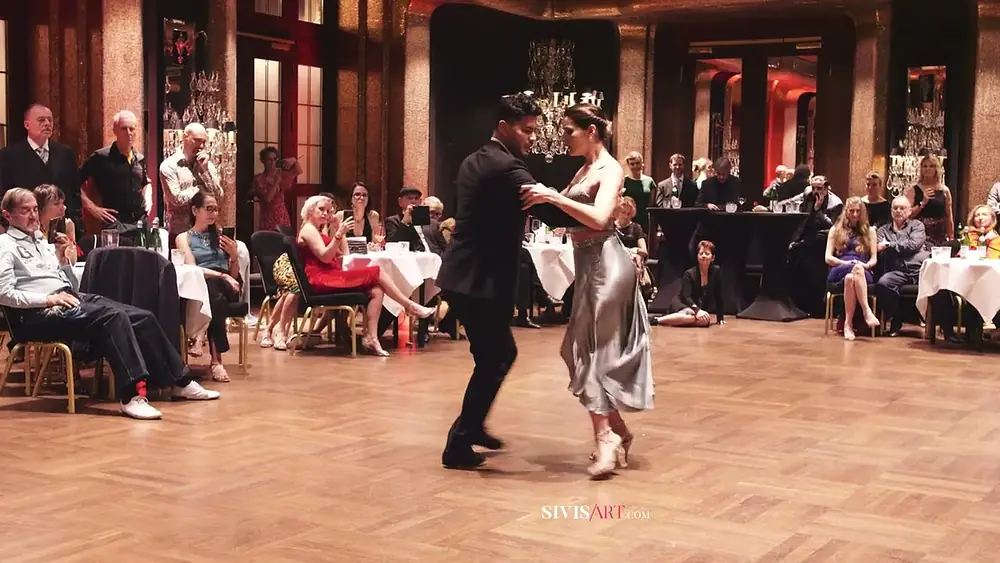 Video thumbnail for Lucas Carrizo & Paula Tejeda 4/4. Baden-Baden Tango Festival, 12th November 2023