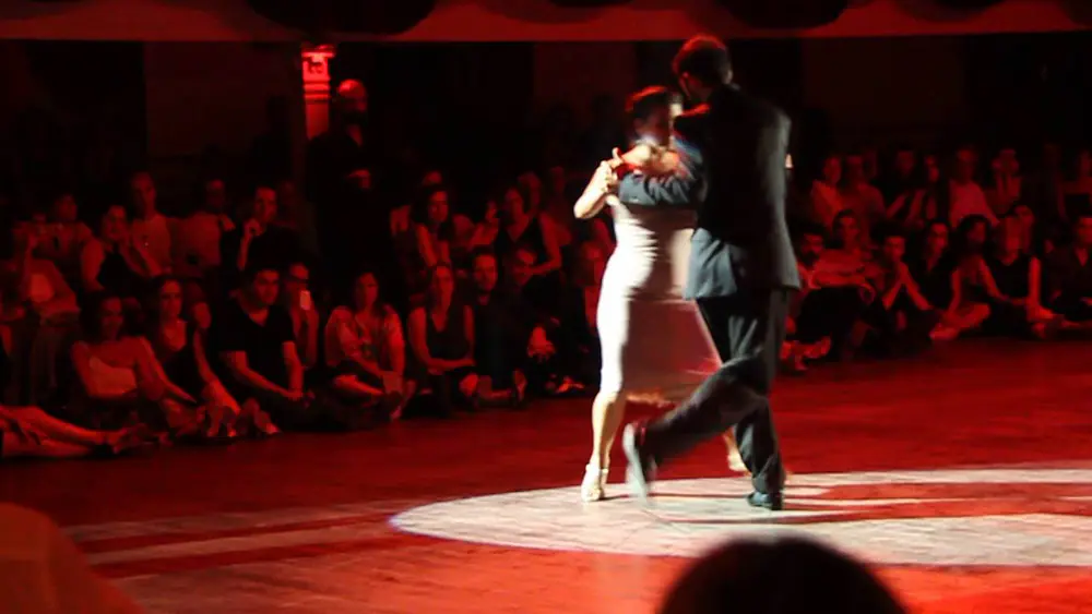 Video thumbnail for ADRIAN FERREYRA E DANA FRIGOLI NO FESTIVAL TANGO LISBOA - 1/2