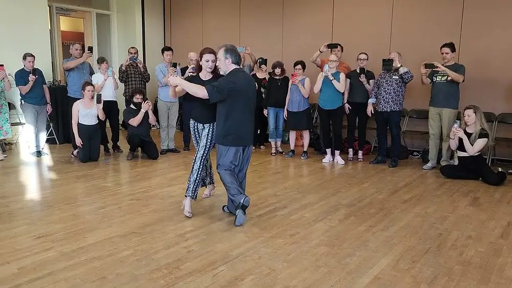 Video thumbnail for Argentine tango workshop -turn structure: Gustavo Naveira & Giselle Anne - Milonguero Viejo