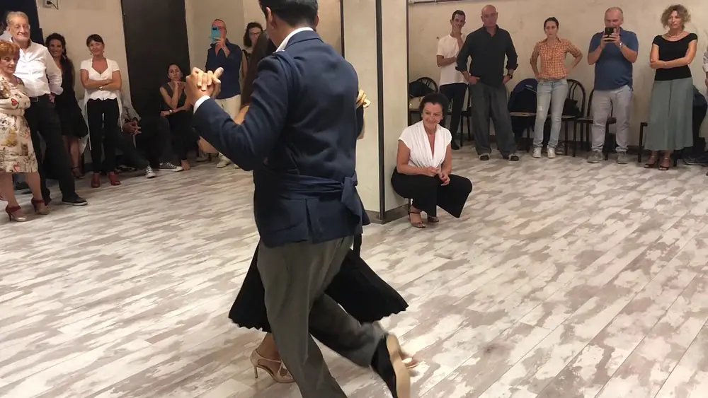 Video thumbnail for Flor Labiano & Hernan Rodriguez - 💃🏻🕺🏻 Open Day Tango Genova