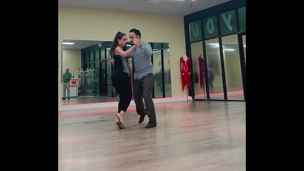 Video thumbnail for Tango Vals Class Review by Jeremias Fors & Anabella Diaz Hojman