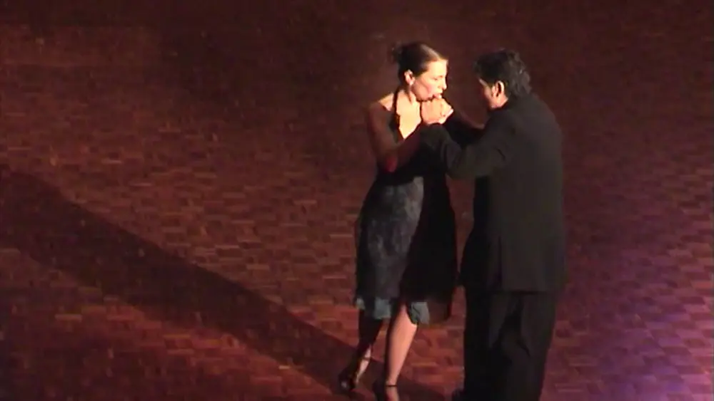 Video thumbnail for OsterTango 2005 Julio Balmaceda & Corina de la Rosa