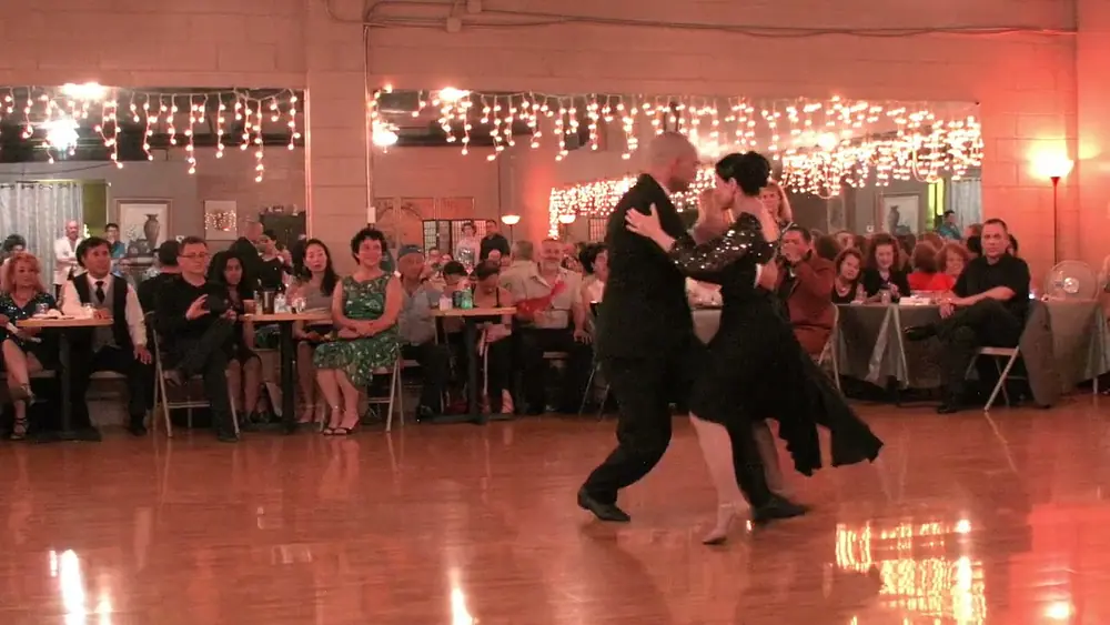 Video thumbnail for Guillermina Quiroga and Mariano Logiudice at Milonga Sonata 1/4