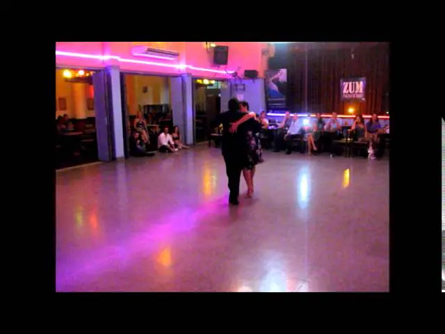 Video thumbnail for Silvina Machado y Héctor Corona en ZUM!
