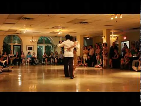 Video thumbnail for Pablo Inza y Nazarena Colombo - Porque regresas tú